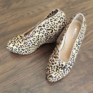 Matiko Leopard Wedge heels Sz 6.5 Like New